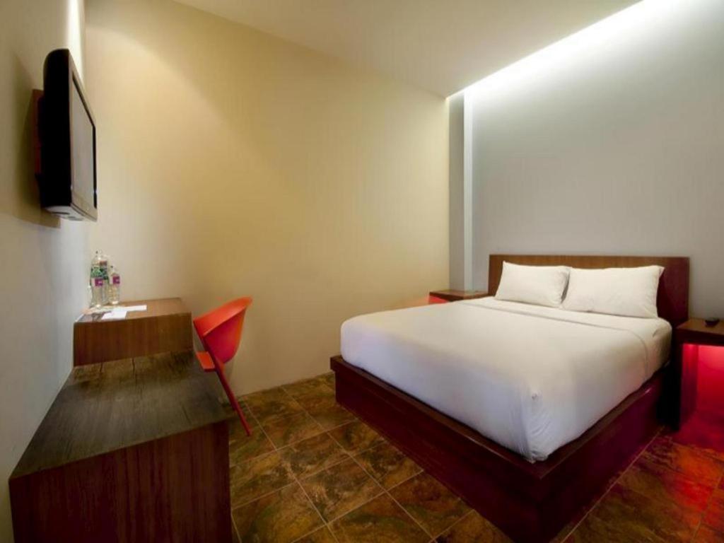 Plan B Hotel Padang  Exteriér fotografie