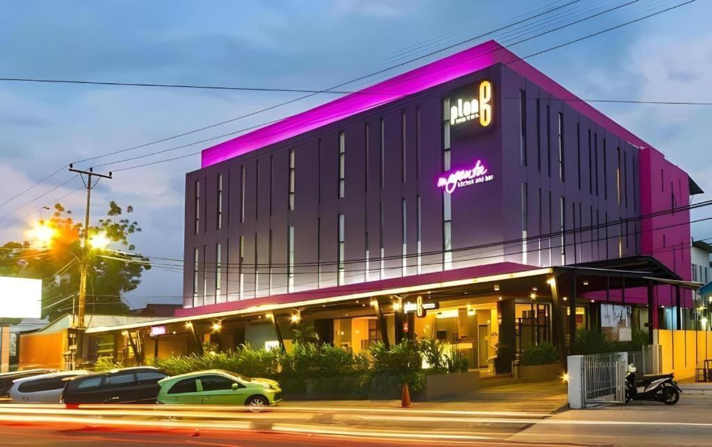 Plan B Hotel Padang  Exteriér fotografie